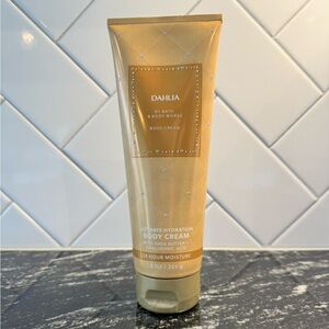 NEW Bath & Body Works Dahlia Body Cream